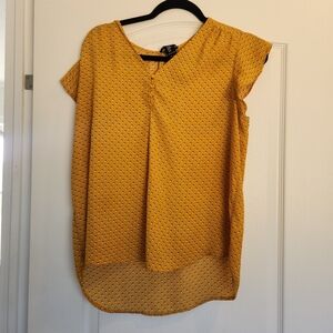 Jones & Co Chic Mustard Polka Dot Blouse Size M Euc